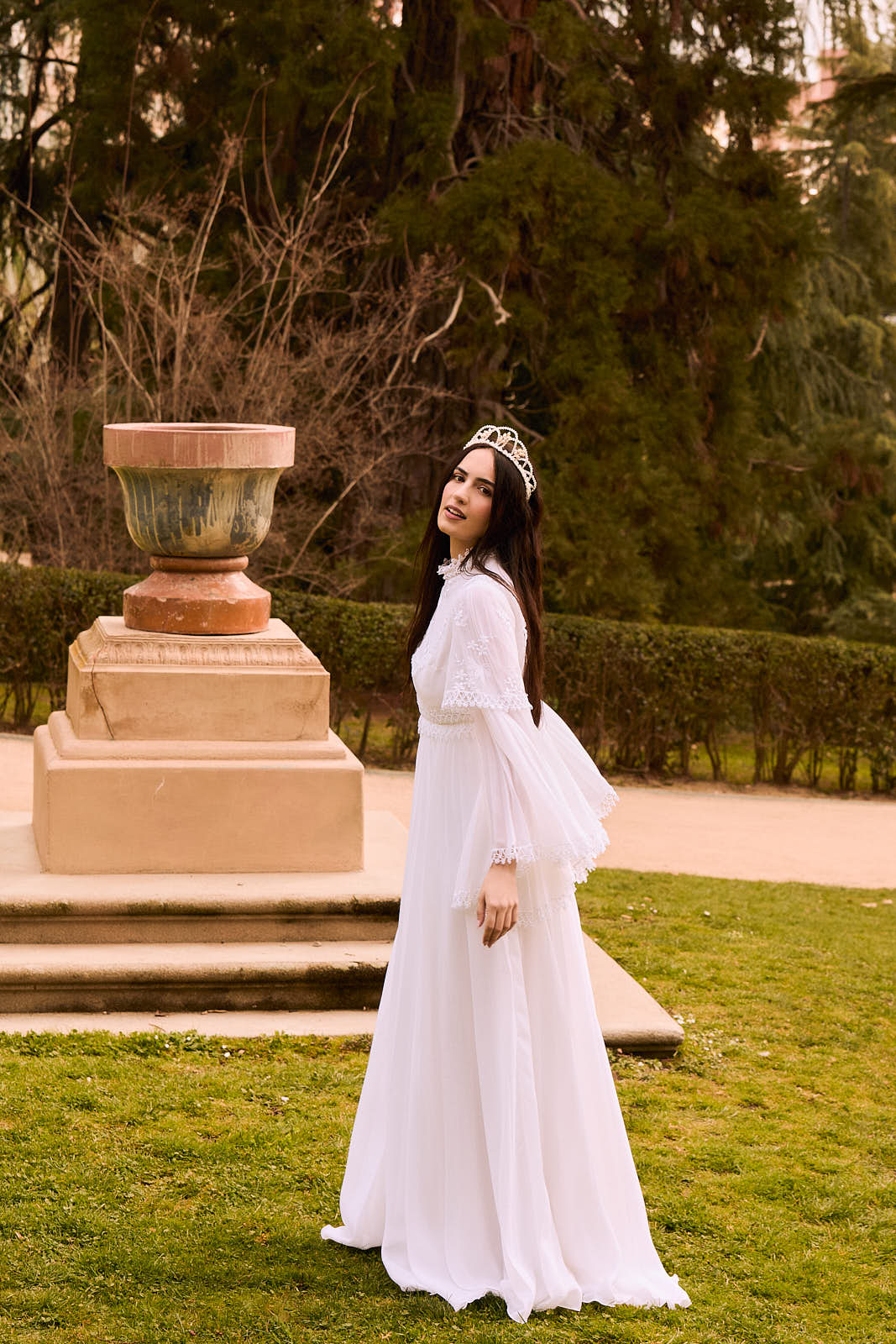 Vestido de novia vintage con bordados y puntillas, años 90