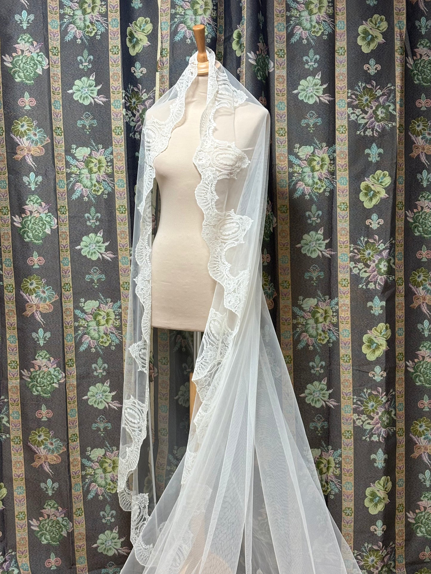 Velo vintage tul bordados