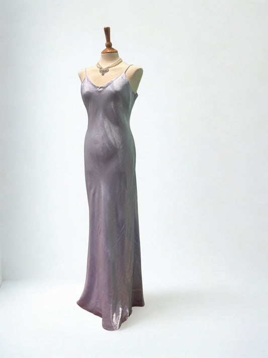 Vestido vintage en color gris perla