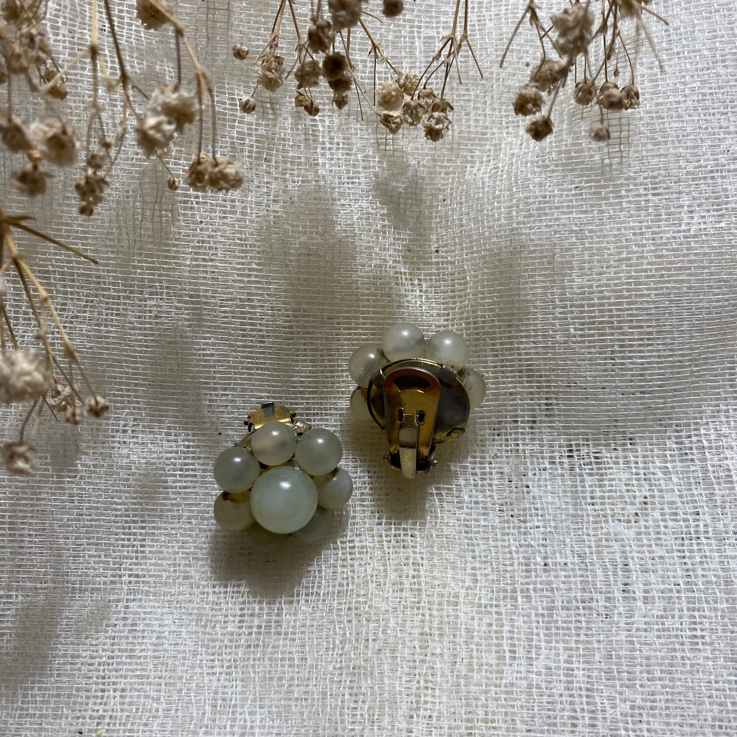Vintage flower earrings