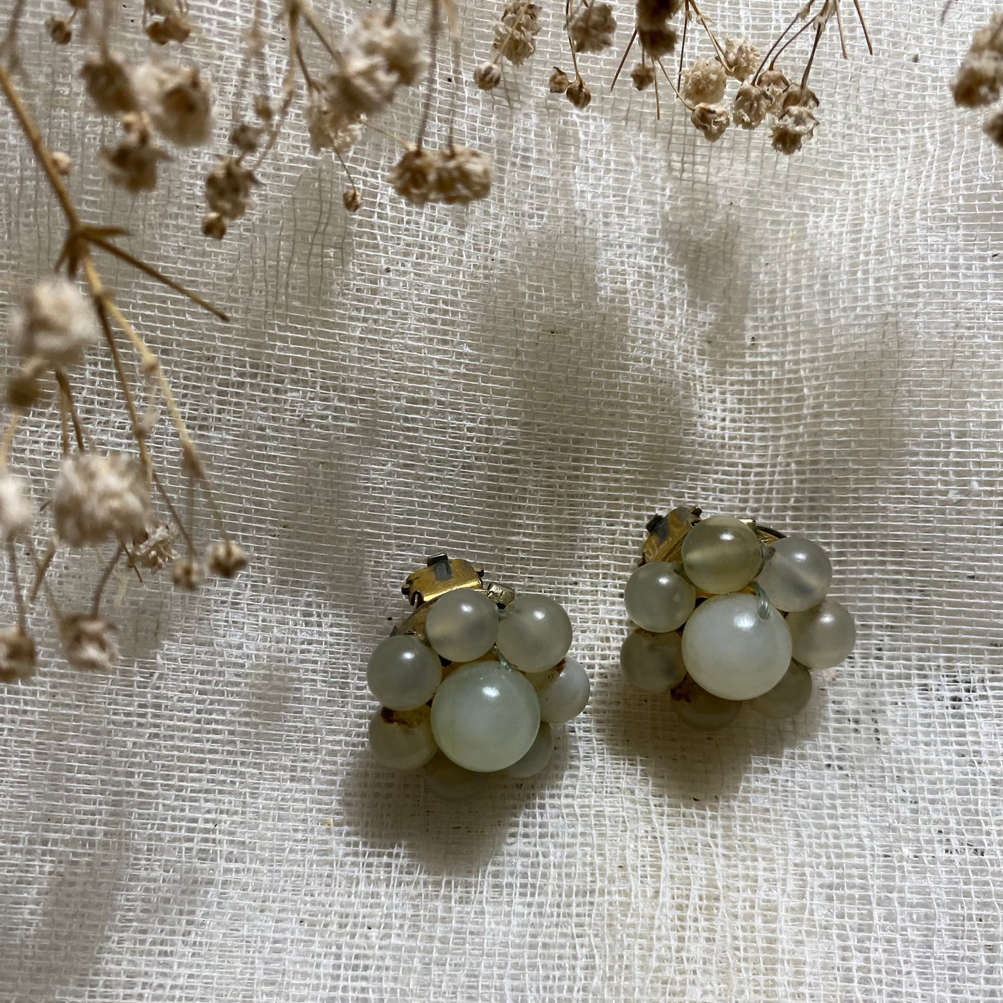 Vintage flower earrings