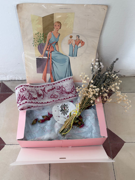 Caja de regalo Novia Vintage – La Promesa