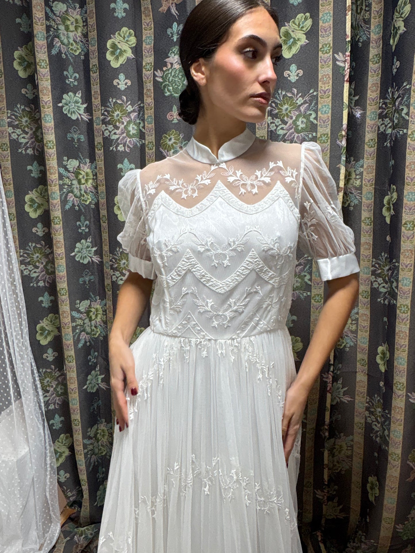 Vestido de novia vintage tul bordado 