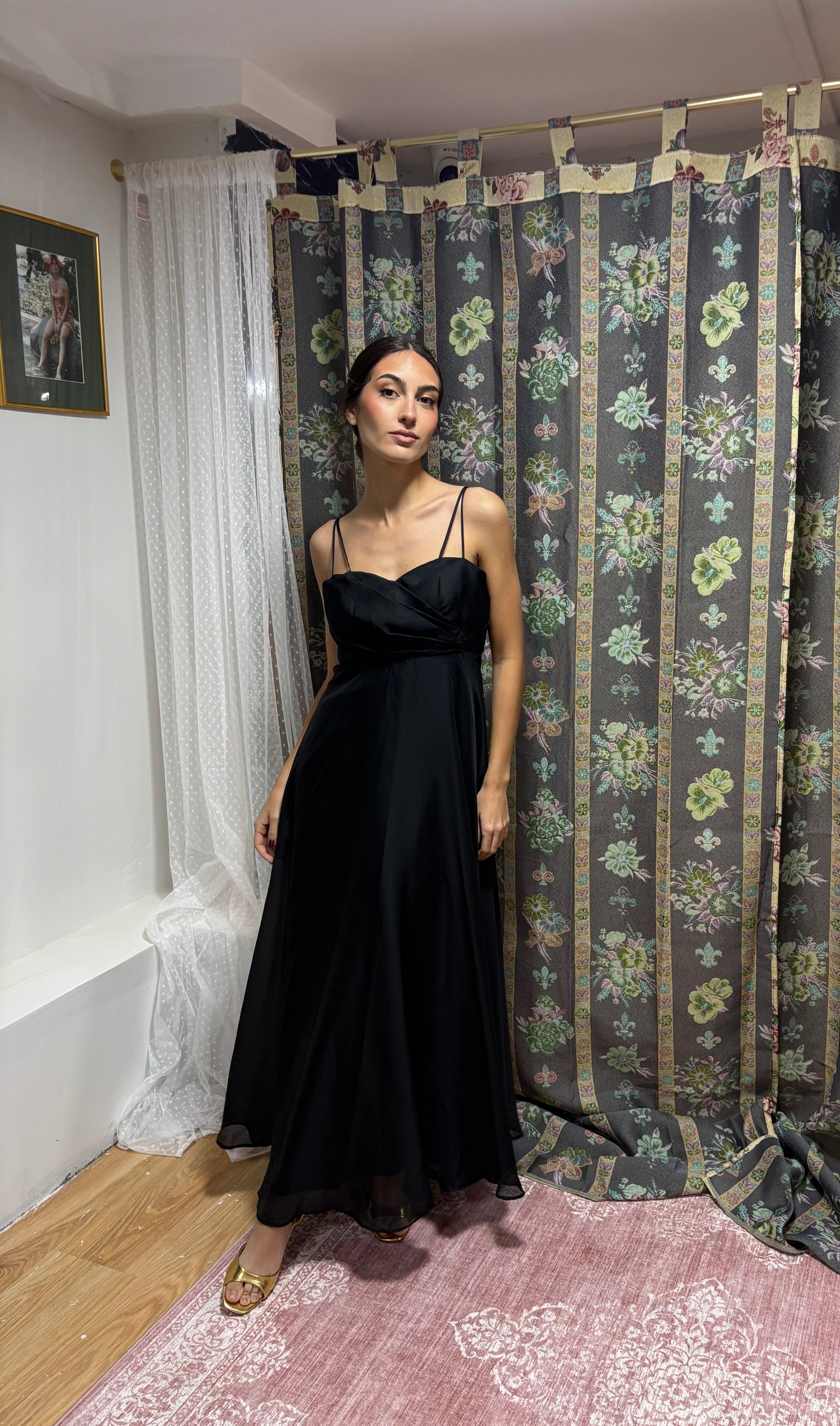 Vestido negro vintage vuelo 