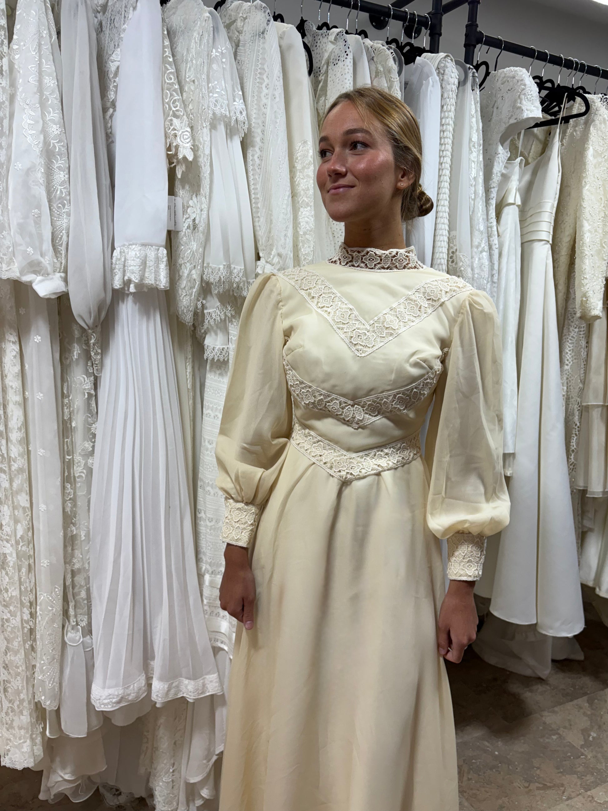 Vestido novia vintage 70s marfil 
