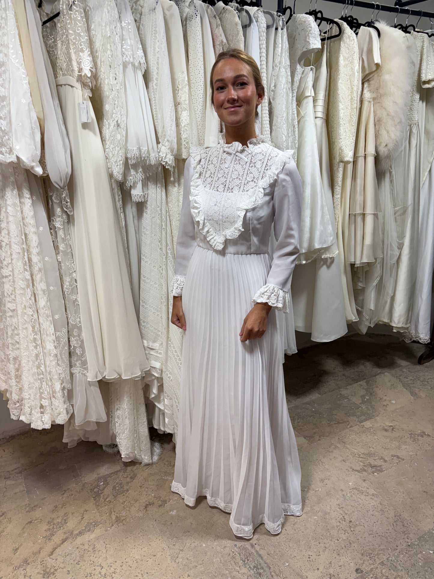 Vestido novia vintage plisado años 70 