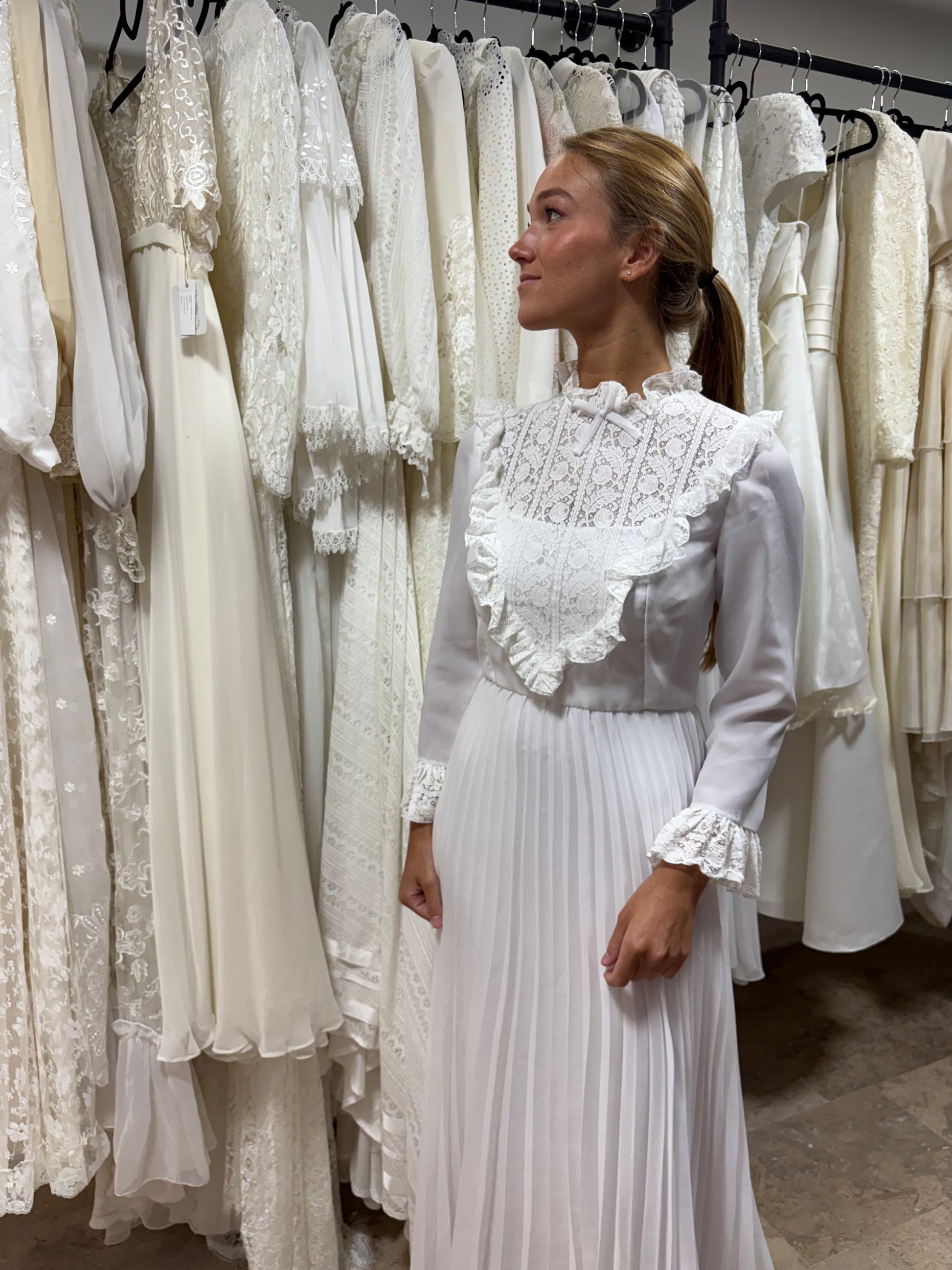 Vestido novia vintage plisado años 70 