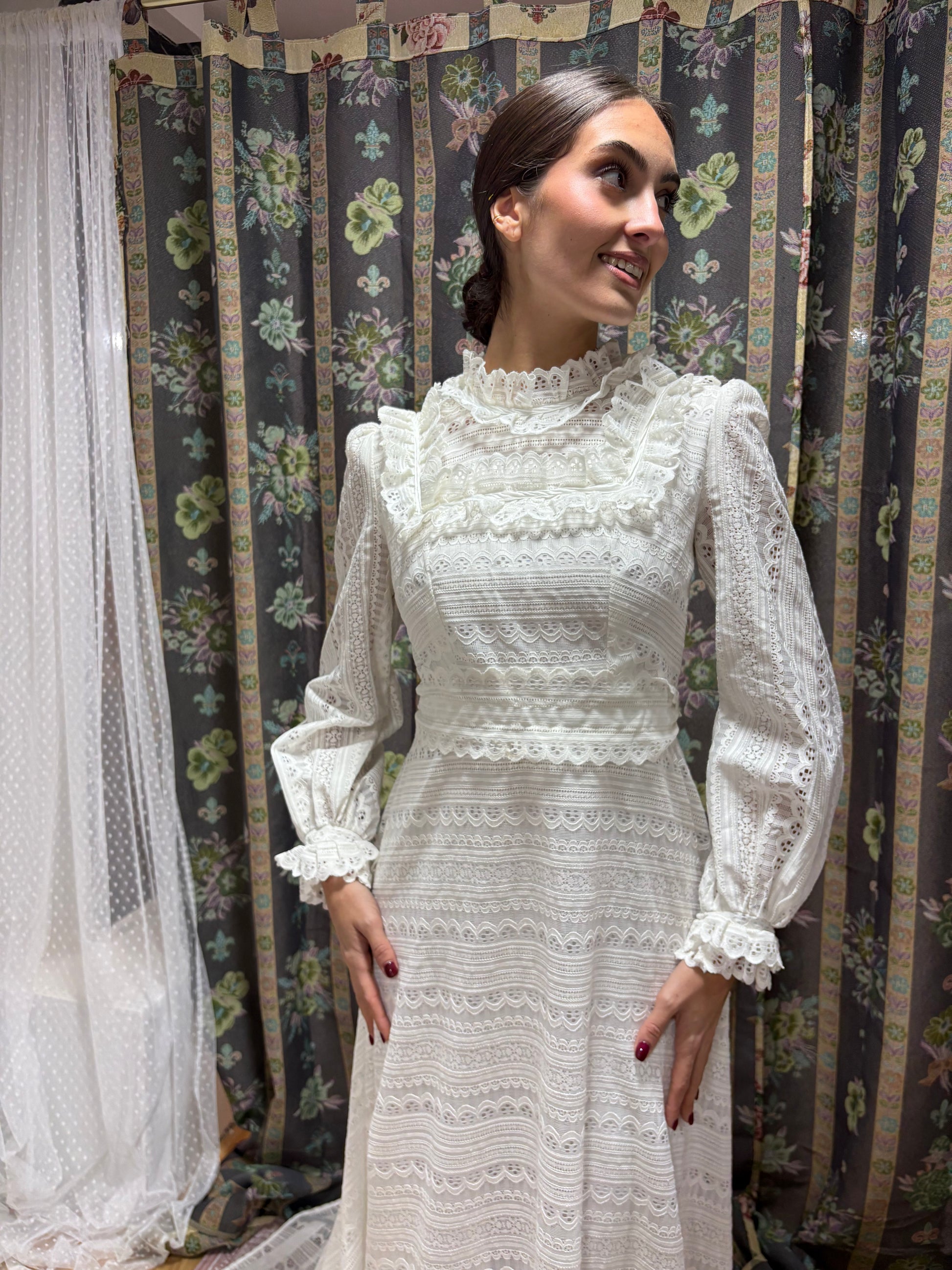 vestido novia vintage calados y bordados 