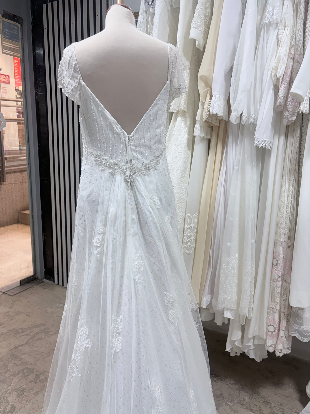 vestido novia vintage encaje y pedreria