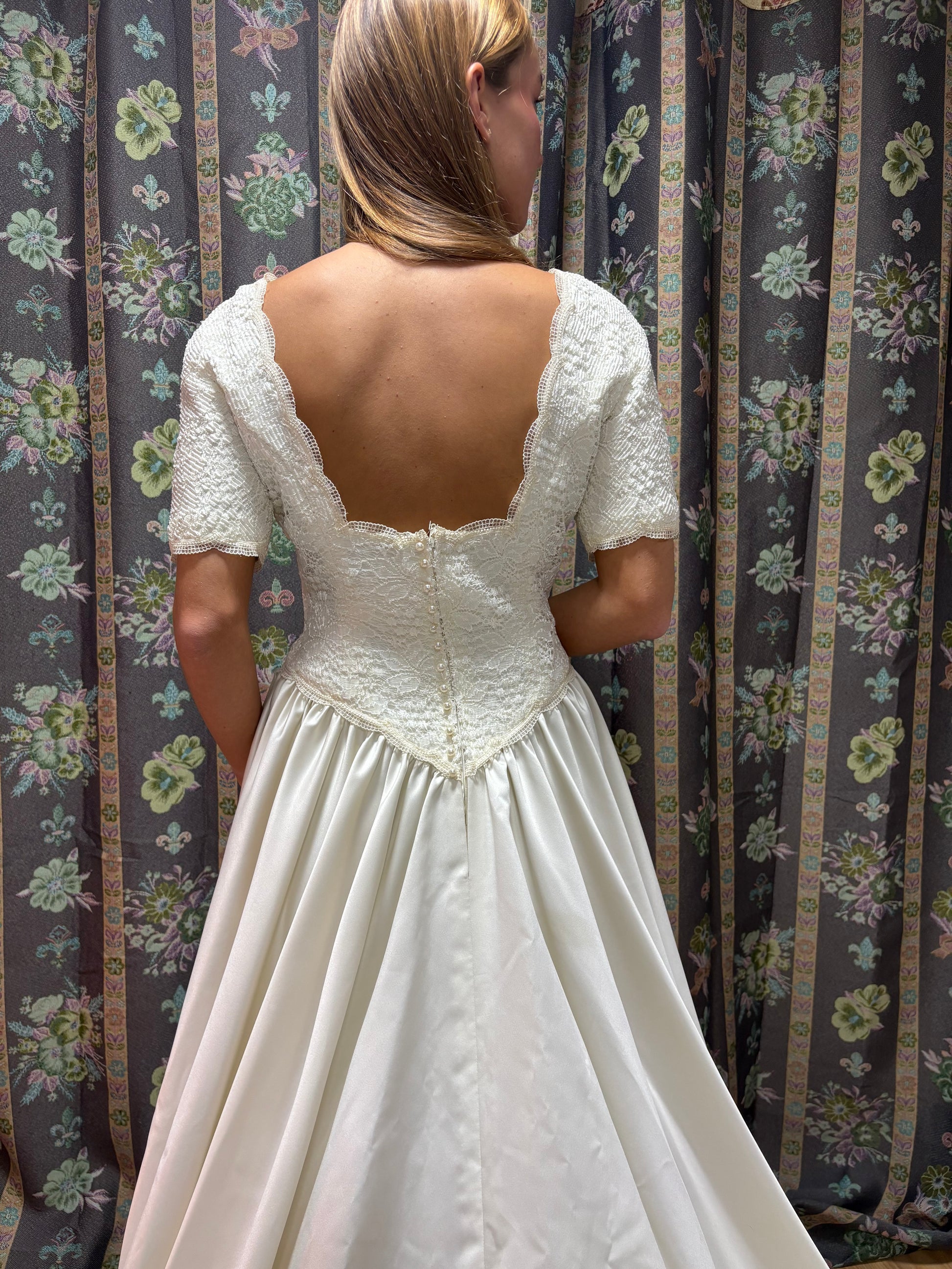 vestido novia vintage larga cola 